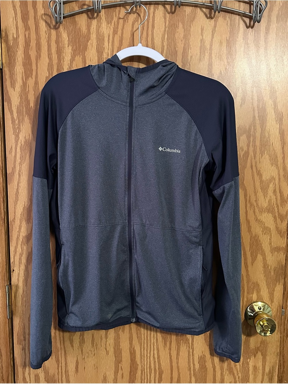 Women’s Lightweight Columbia Omnishade Full Zip Hooded Jacket Size Large